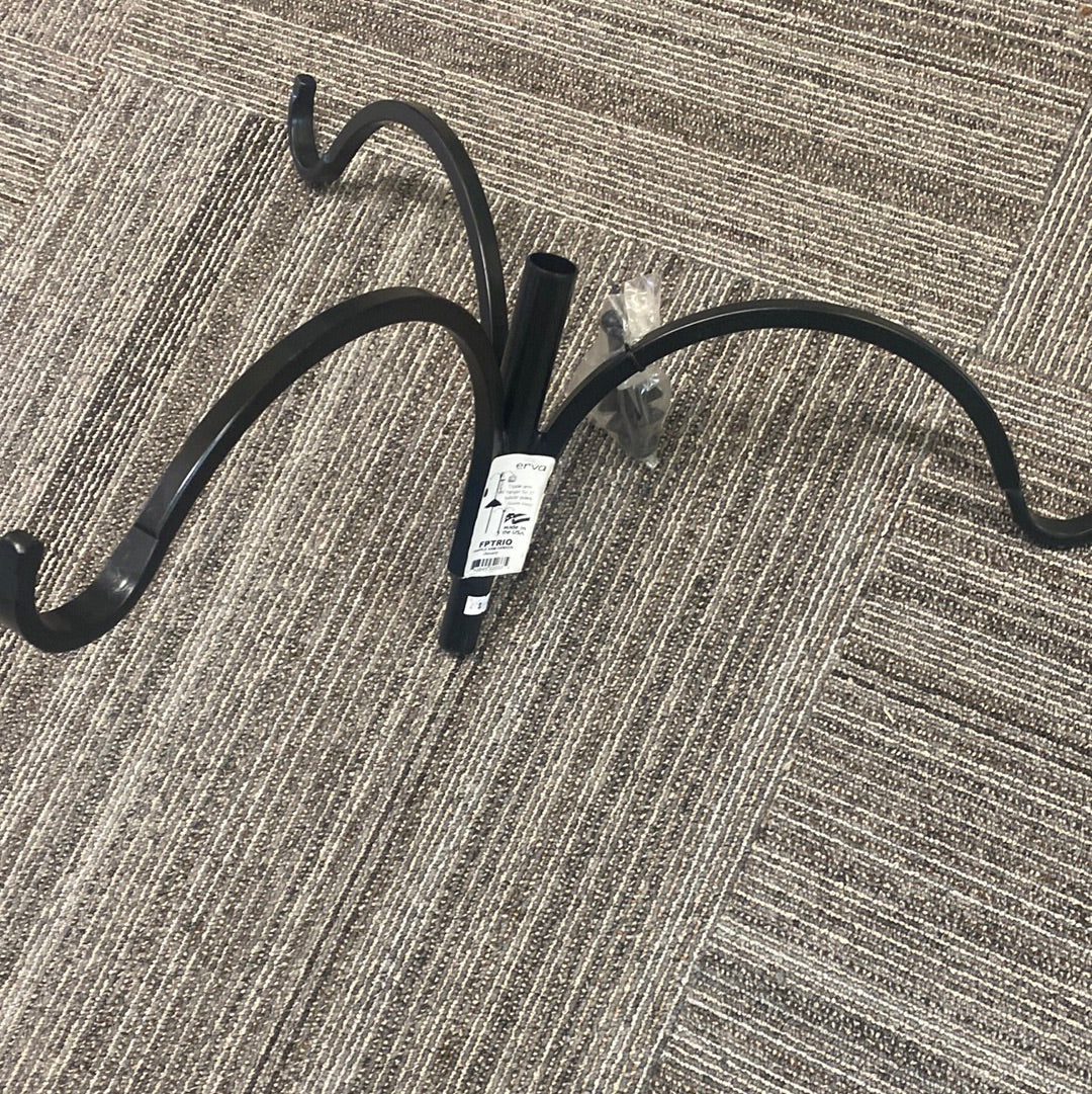 ERVA, Pole Top Hanger 3 Arm