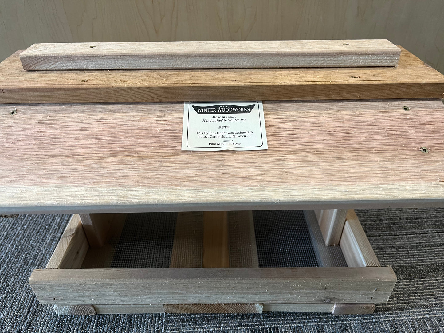 Feeder, Fly Through Large, Winter Works