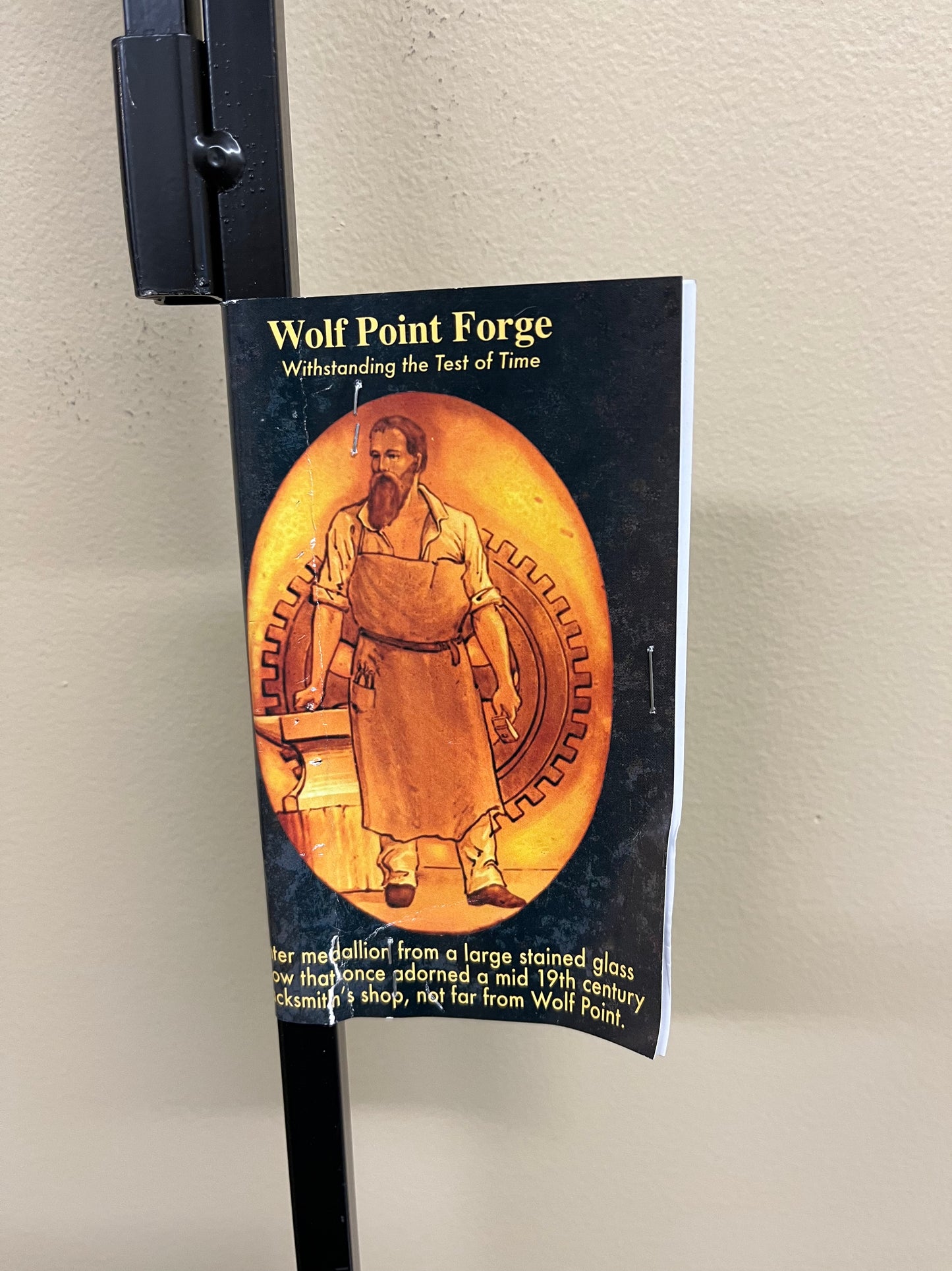 Erva Shepherd Pole 73" with Two Arms