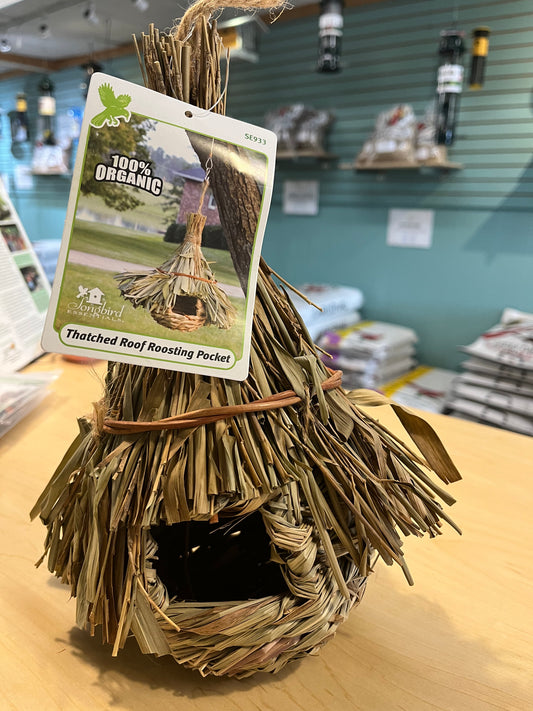 Birdhouse Roosting Pocket with Thatched Roof